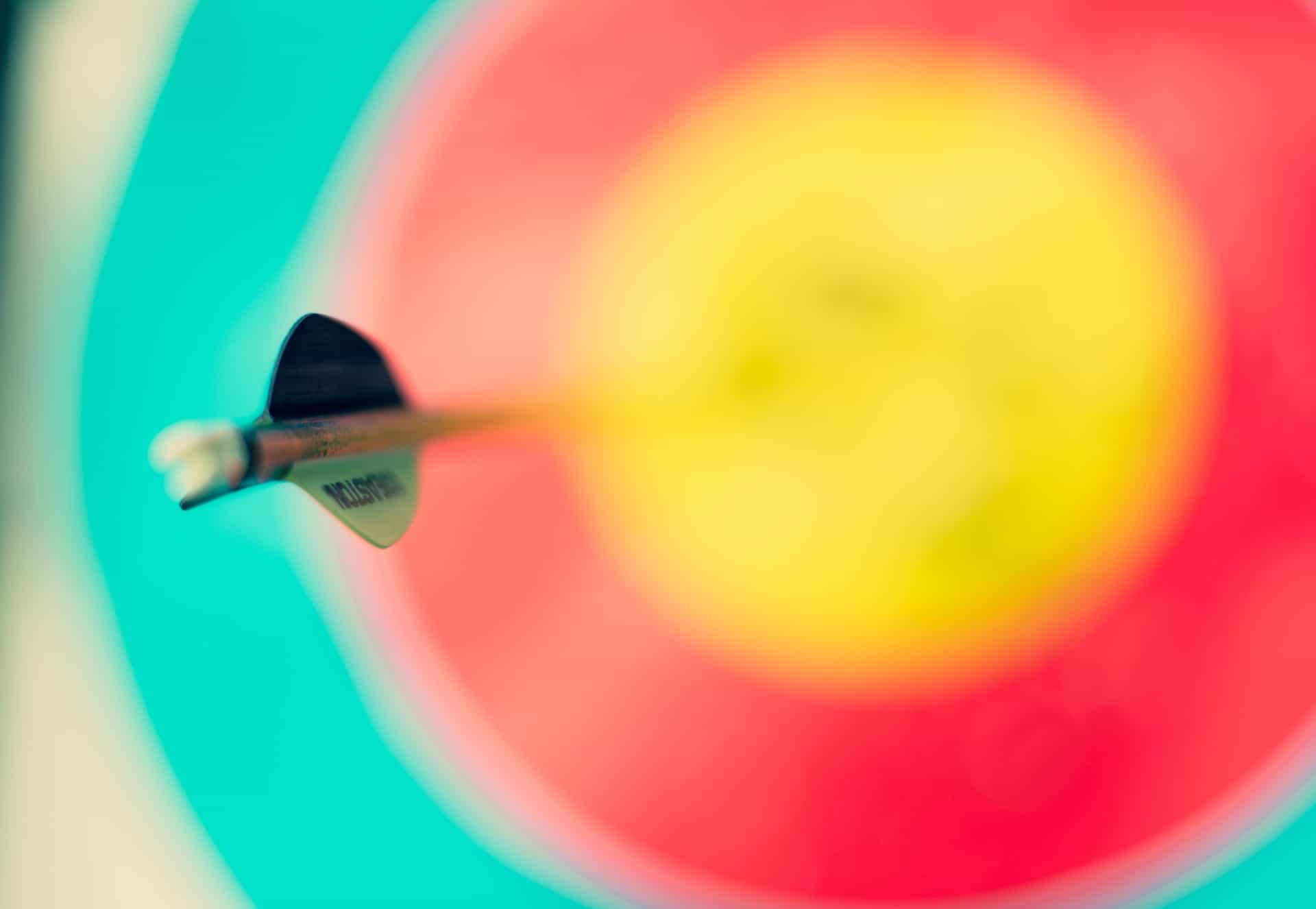 picture of arrow hitting target for branding positioning